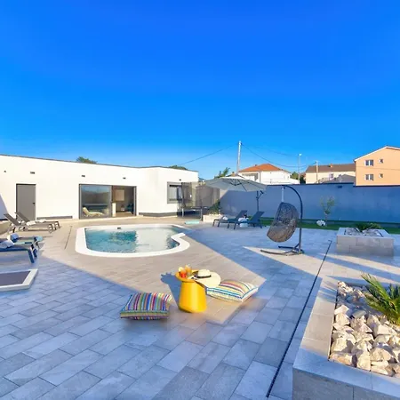Pool Villa One /W Sauna And Jacuzzi Novi Vinodolski